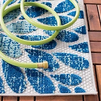 Safavieh Cabana Garnet Floral Outdoor Area Rug