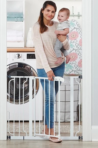 Regalo Easy Step Walk Through Baby Safety Gate