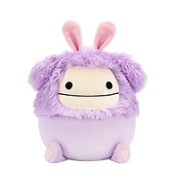Peluche Fuzzamallows de Squishmallows 16 po de Pâques - Dilka le Bigfoot lavande avec des oreilles de lapin