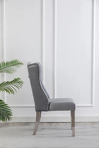 CHAISES K-LIVING FILA EN VELOURS TOUFFETÉ DE COULEUR GRIS AVEC PIEDS EN ACIER INOXYDABLE ET POIGNÉE ARRIÈRE ROBUSTE (2 CHAISES)