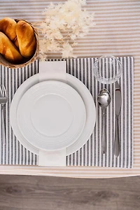 Améliorez votre expérience culinaire avec les sets de table Fabstyles Bistro Stripe - Lot de 4