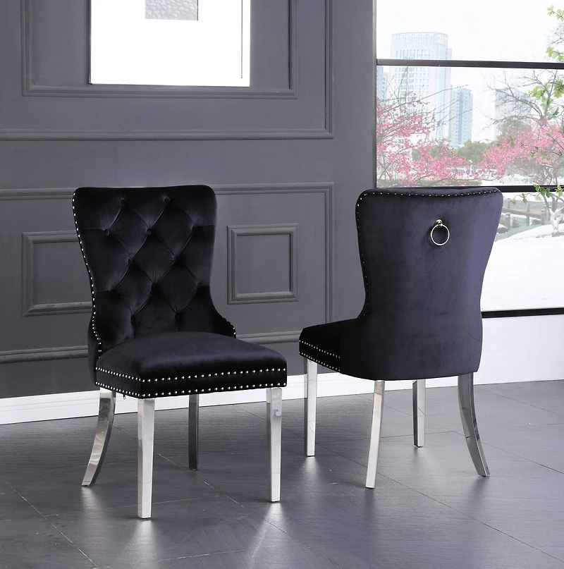CHAISES K-LIVING MYRA EN VELOURS TOUFFETÉ DE COULEUR NOIRE AVEC PIEDS EN ACIER INOXYDABLE ET POIGNÉE ARRIÈRE ROBUSTE (2 CHAISES)