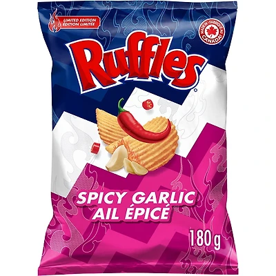 Ruffles Spicy Garlic Flavoured Potato Chips, 180 g., 180 g.