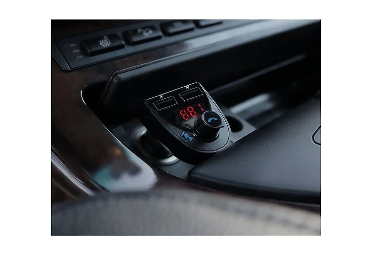 Aluratek Bluetooth Audio Receiver and FM Transmitter, Hands-Free Call