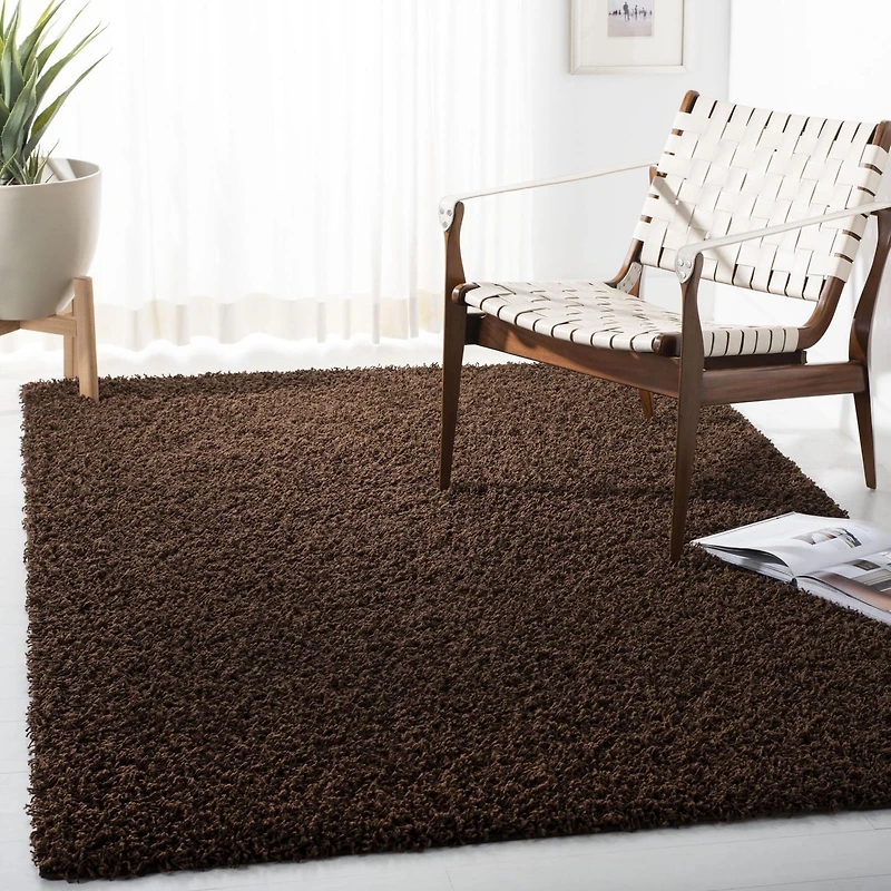 Safavieh Athens Solid Plush Shag Area Rug