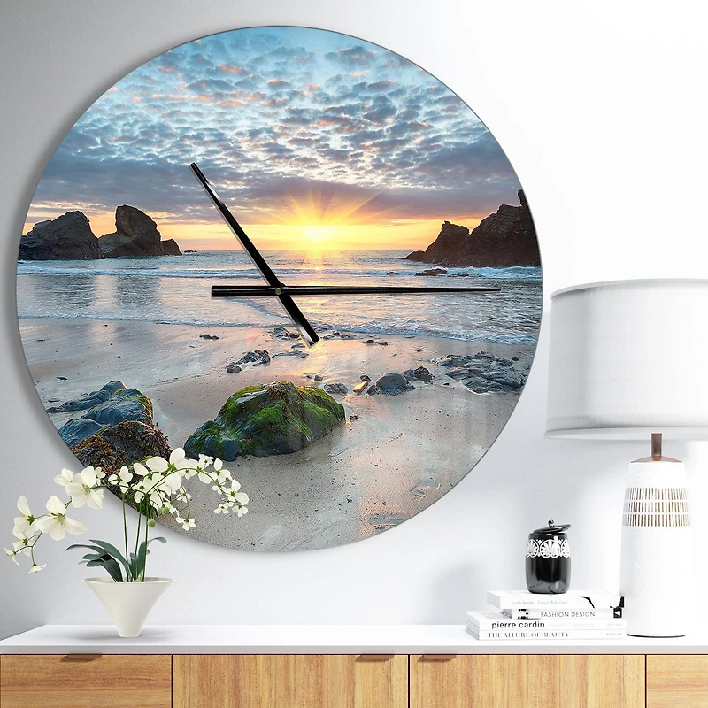 Designart 'Beautiful Porthcothan Bay ' Modern wall clock