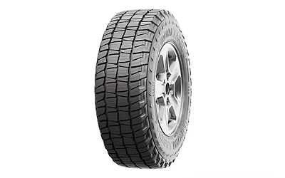 Uniroyal Laredo AT tire 265/60R18 110H all season light truck tire