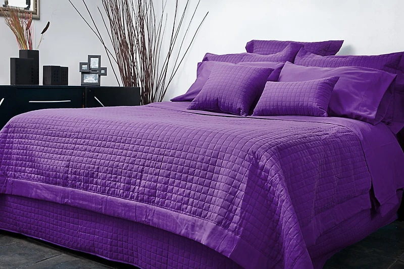 Gouchee Design Grid Microfiber Quilted Duvet Cover Set