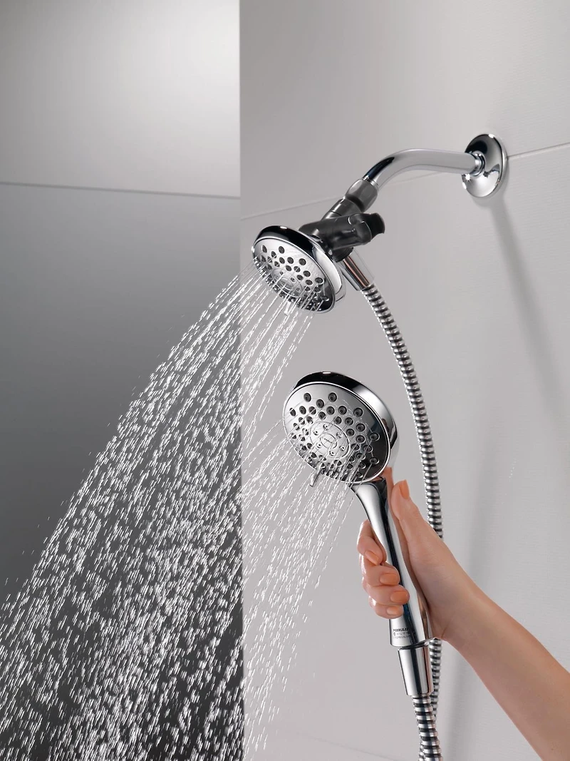Ensemble combiné de douchette et pomme de douche 3.75 po à 3-réglages en Chrome Ensemble combiné de douchette et pomme de douche 3.75 po à 3-réglages en Chrome