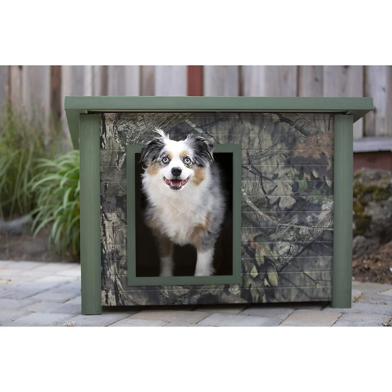 New Age Pet EcoFlex Mossy Oak Rustic Lodge Outdoor Dog House