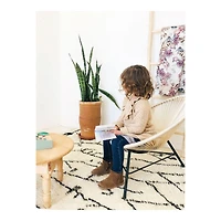 Chaise longue pour enfants Mia de style Acapulco – Design léger et durable pour une utilisation en intérieur et en extérieur, dotée d'un siège tissé confortable et d'un cadre en métal robuste, parfait