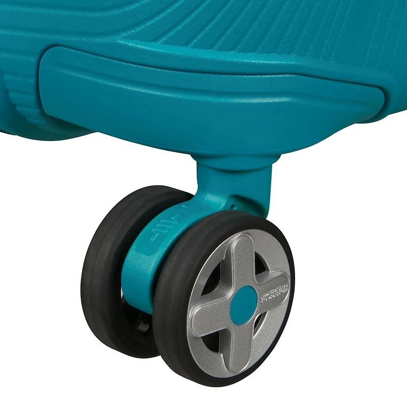 American Tourister Starvibe Spinner Moyen