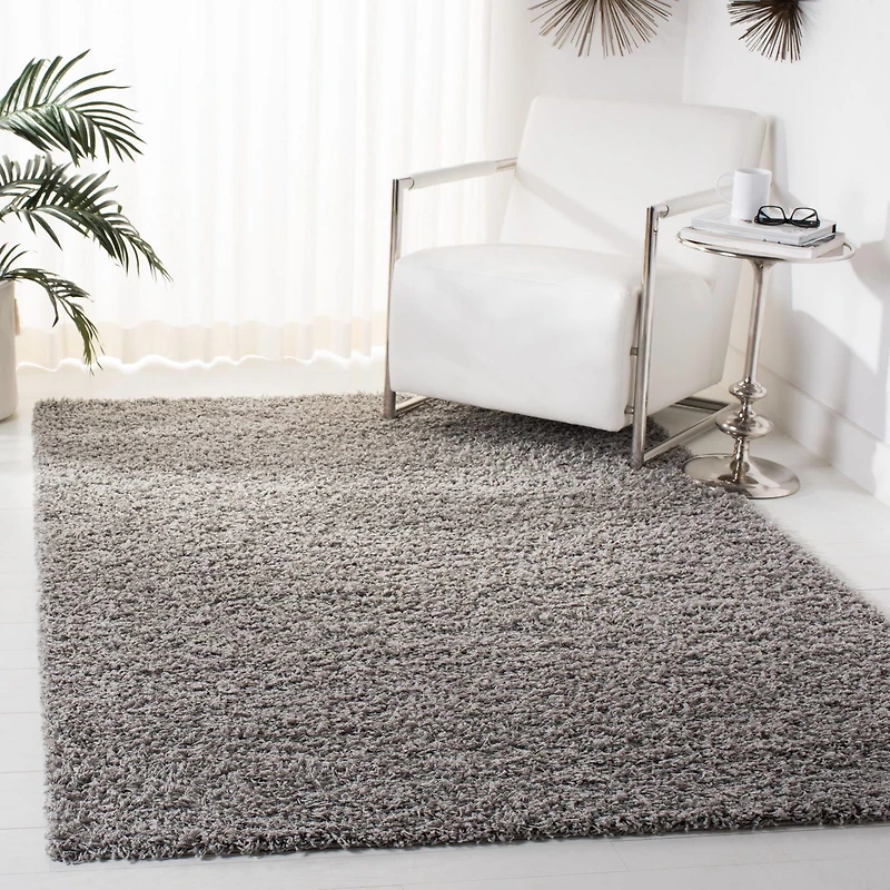 Safavieh Athens Solid Plush Shag Area Rug