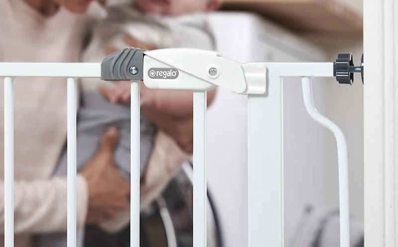 Barrière grande pour bébé Easy Step de Regalo International
