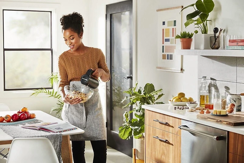 KitchenAid® 7 Speed Cordless Hand Mixer