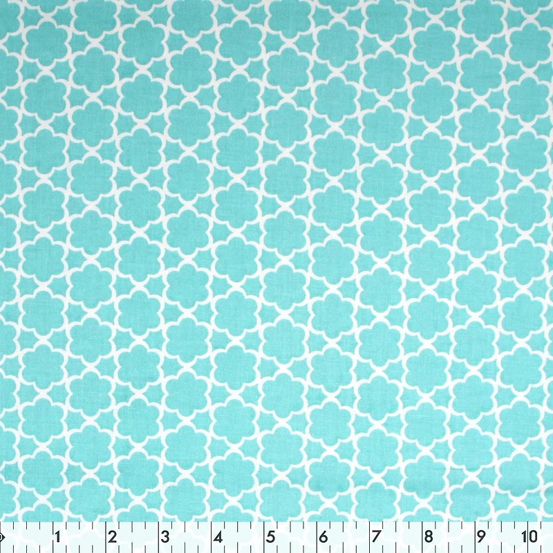 Tissu pré-coupé Fat Quarter de Fabric Creations à motif de fleurs bleu - 18" x 21" / 45cm x 53cm 18" x 21" / 45cm x 53cm