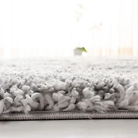 Safavieh Fontana Hilda Geometric Plush Shag Area Rug