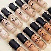 Fond de teint Pro Matte miel pâle LA Girl