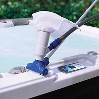 Aspirateur de spa Mainstays avec poteau à 5 sections Idéal pour les petites piscines et les spas