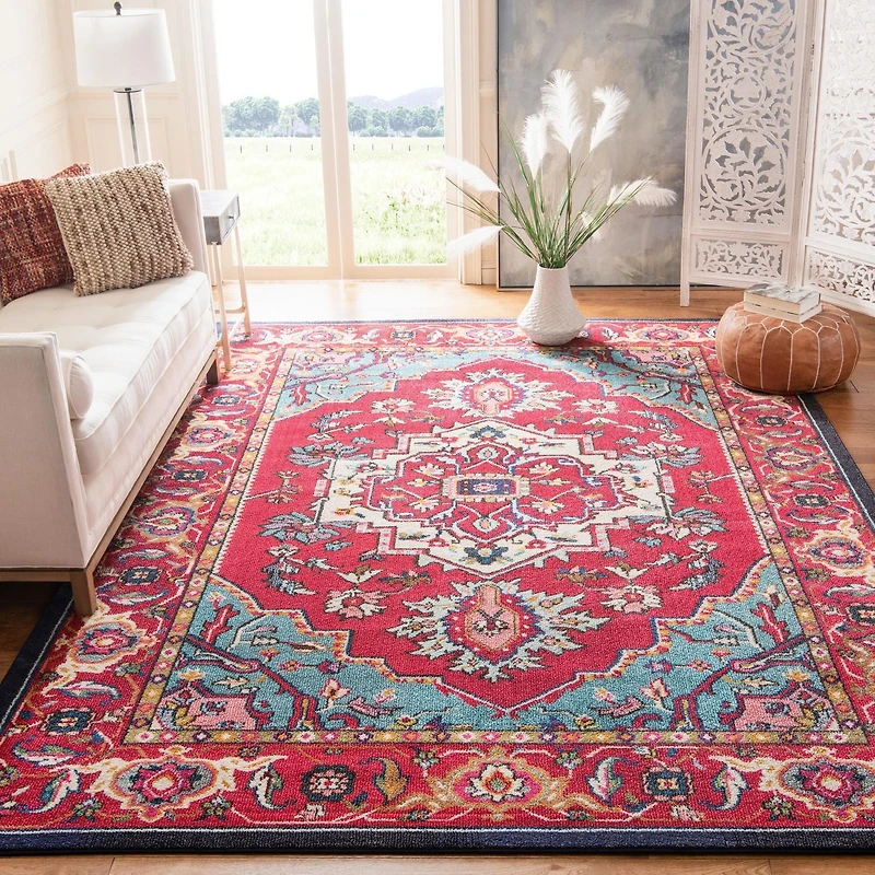 Safavieh Monaco Vivyan Traditional Area Rug