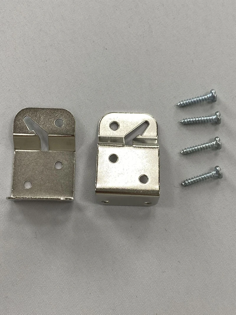 Support universel pour abat-jour Mainstays, nickel Support d'abat-jour universel