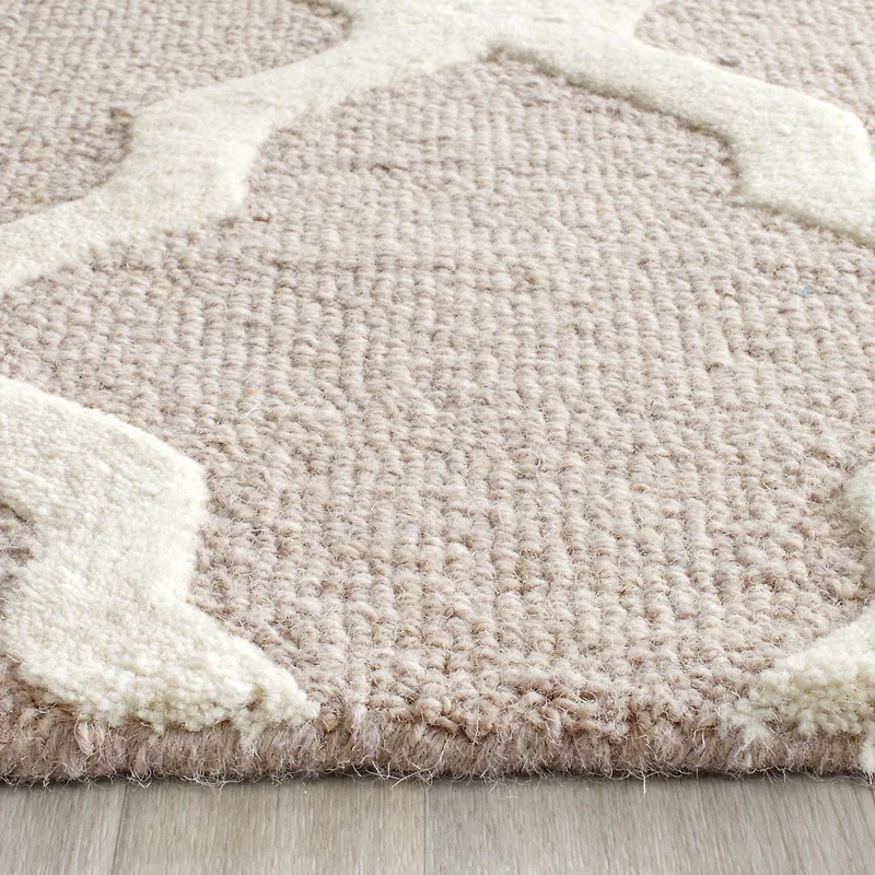 Safavieh Cambridge Liam Geometric Area Rug