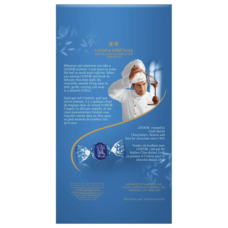 Lindt LINDOR Cookies & Cream Flavour White Chocolate Truffles Bag, 150g, LINDT LINDOR COOKIES CREAM 150G BAG