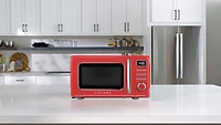 Galanz Retro Microwave Oven, 0.7 cu.ft.