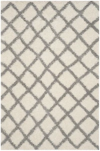 Safavieh Dallas Jerrie Geometric Shag Area Rug