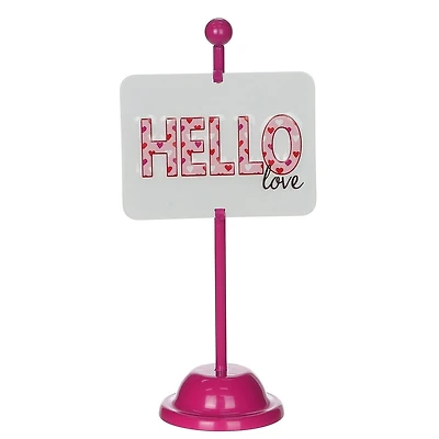 Décoration Hello en métal pour la Saint-Valentin.