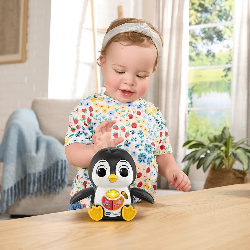 VTech Flap & Learn Penguin Counting Toy for Toddlers - French Version, 12-36 Months
