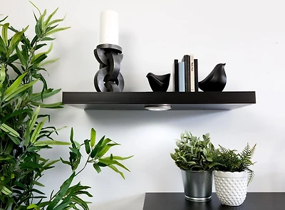 kieragrace Stockholm étagère flottante Aberg avec lumière à DEL – Noire, 60,96 cm (24 po), finition mate