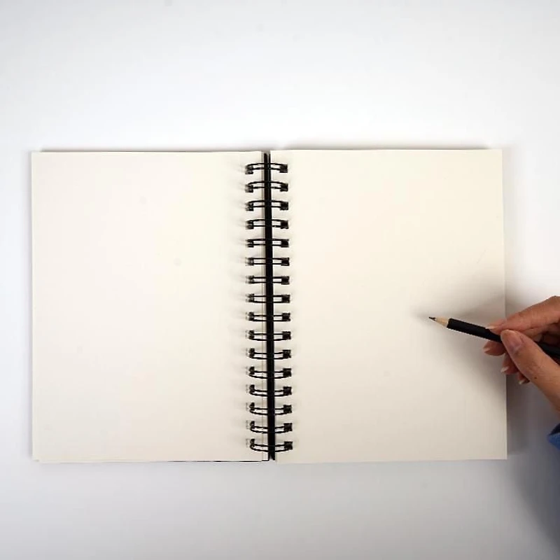 Carnet de croquis à spirale de North Shore 5.5" x 8.5" Carnet de croquis à spirale 5,5" x 8,5"