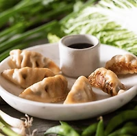 Siwin Frozen Japanese Style Pork & Beef Dumpling with Authentic Flavour and Modern Convenience, 500 g