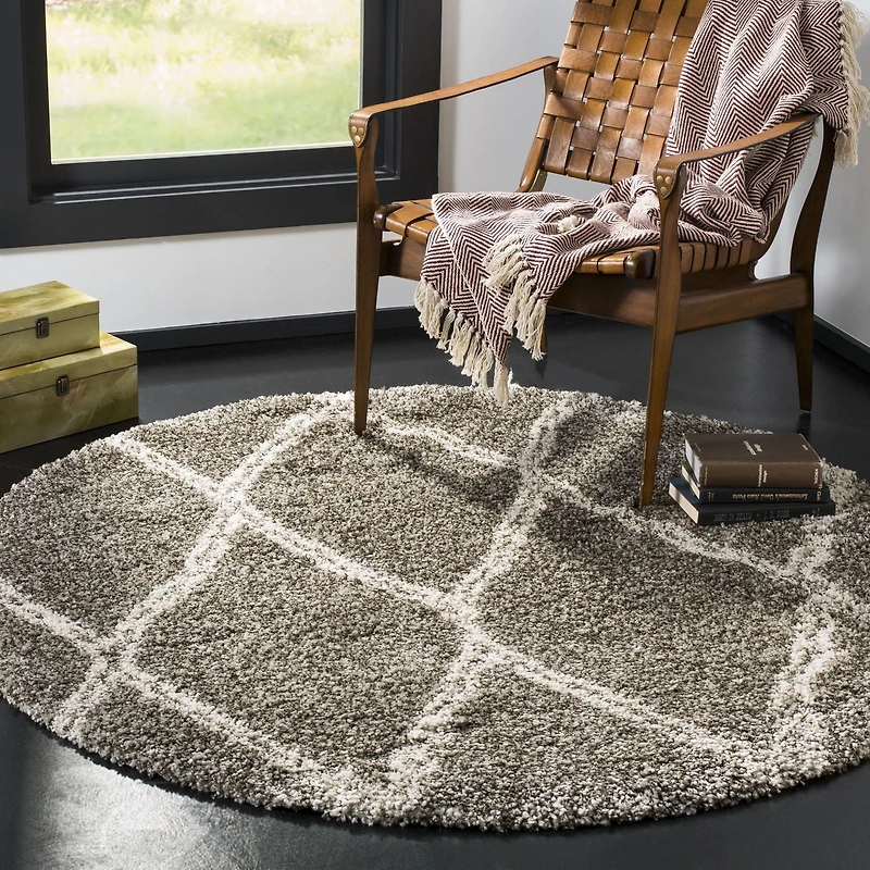 SAFAVIEH Hudson Adella Geometric Diamonds Shag Area Rug