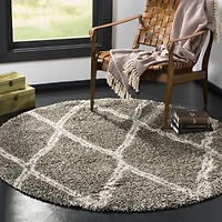 SAFAVIEH Hudson Adella Geometric Diamonds Shag Area Rug