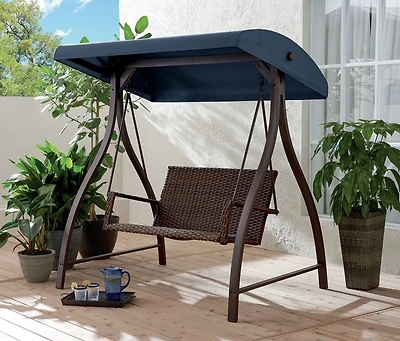 Balancelle de patio Belmont HOMETRENDS - Bleu Osier tissé à la main
