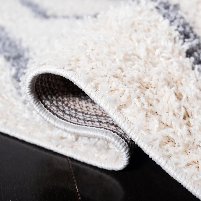 Safavieh Venus Carleen Tapis Chevron Shag