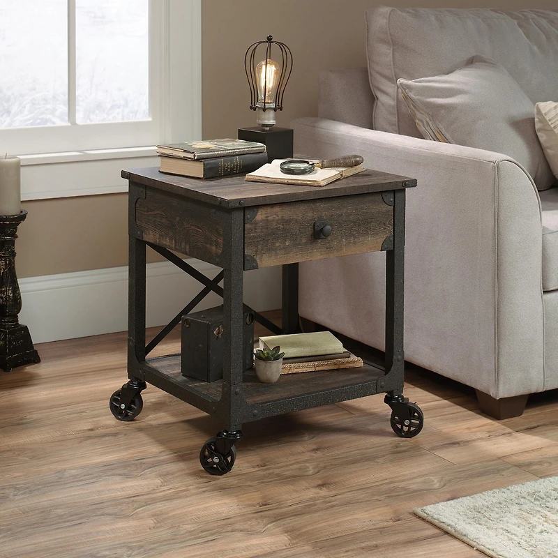 Sauder® Collection Steel River Bout de canapé, Finition Carbon Oak®, 423915