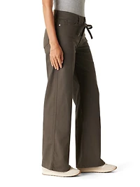 Jean jambe large ceinturé ancien pour femme Levi Strauss SignatureMC  (En ligne seulement) Tailles offertes : 2 – 18