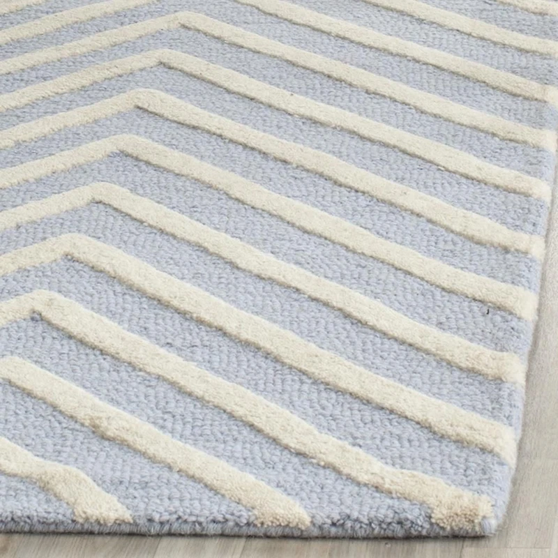 Safavieh Cambridge Lilly Diamond Stripes Area Rug