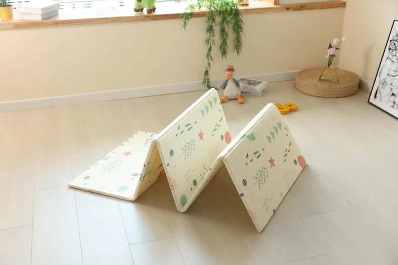 Mainstays Kids XPE Foam Foldable Mat