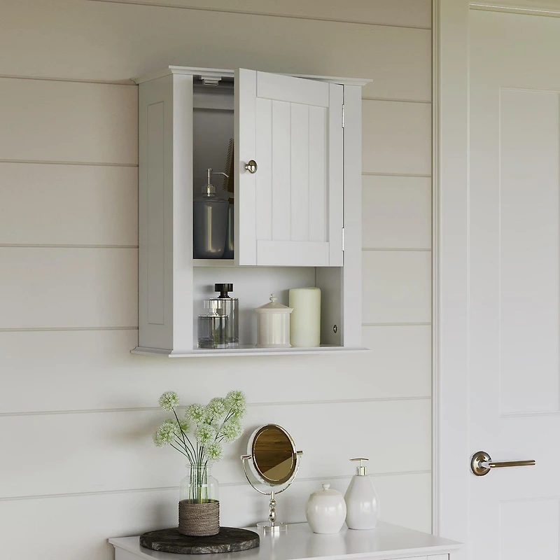Ashland Collection Maison RiverRidge® Armoire murale de salle de bain, 16,54 po. (larg) x 20,47 po. (haut) x 7,09 po. (p), blanc