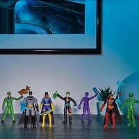 Batman, Figurine articulée de 10 cm The Riddler avec 3 accessoires mystère, pour les enfants à partir de 3 ans