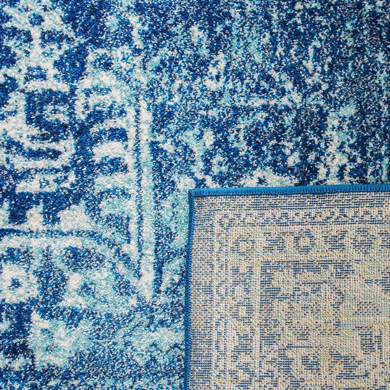 Safavieh Evoke Trena Traditional Area Rug