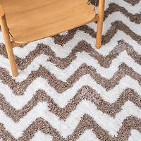 Safavieh Barcelona Carmella Zigzag Stripes Shag Area Rug