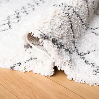 Safavieh Moroccan Fringe Scarlett Tapis Géométrique Shag