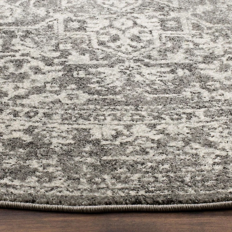 Safavieh Evoke Trena Traditional Area Rug
