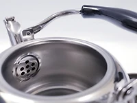 Sunwealth Bouilloire en acier inoxydable sifflante de 1,5l avec infuseur à thé.