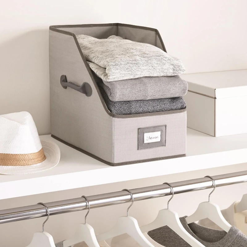 Poubelle à pulls en tissu MAINSTAYS, couleur tissu gris, pliable lorsqu'elle n'est pas utilisée, tissu de haute qualité, porte-étiquette pour un accès facile au rangement des accessoires, poignée en P